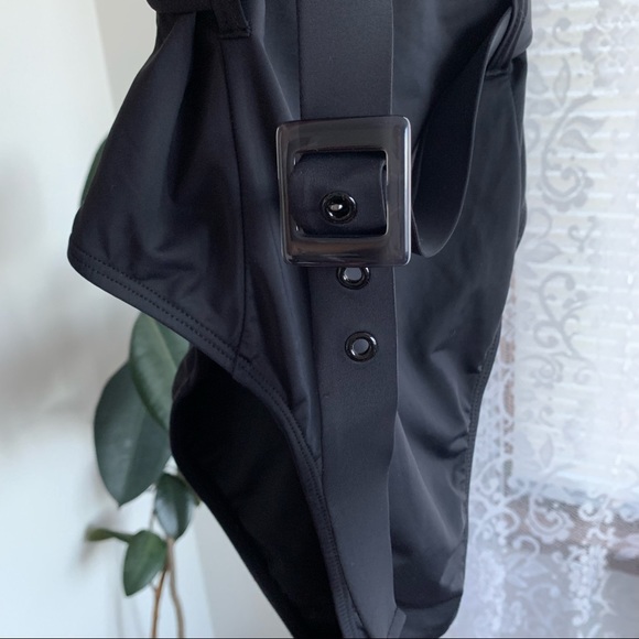 Good American Showoff One Piece Swimsuit - Picture 6 of 10